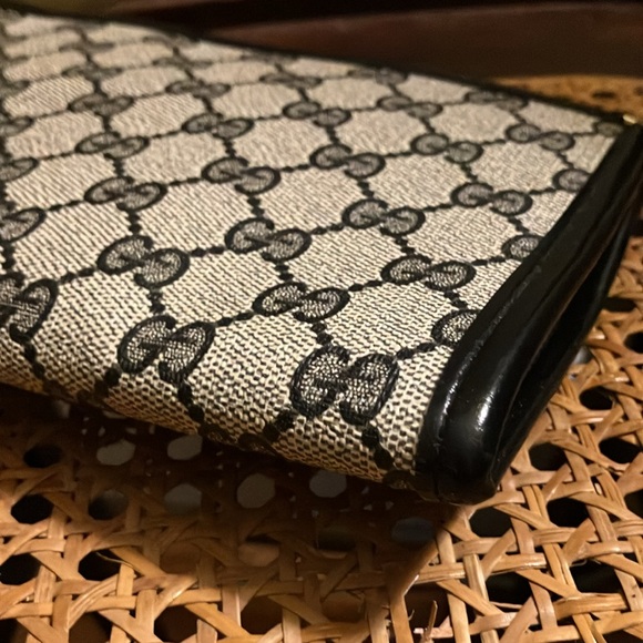 Monogrammed canvas wristlet - Picture 4 of 10